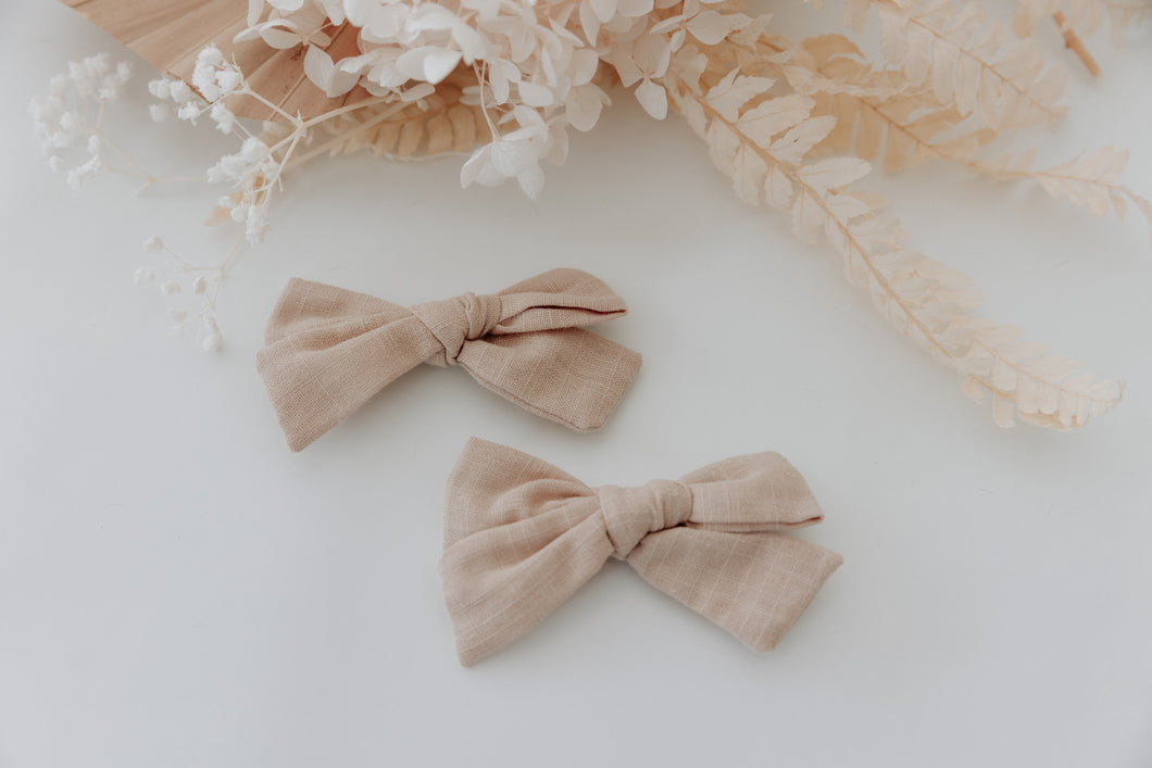 Beige Cotton bow clips